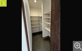 シューズクローク